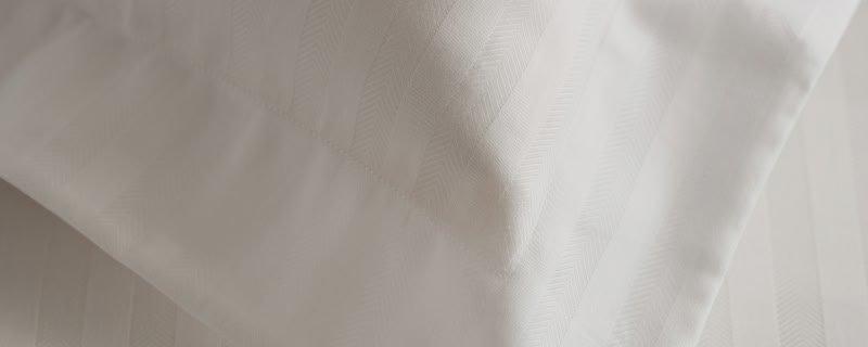 lukas bed linen