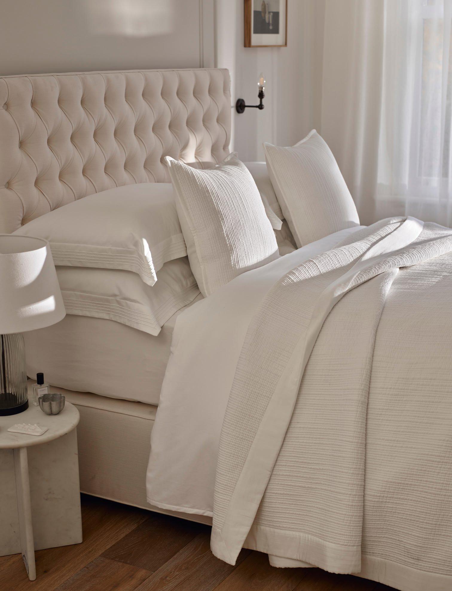 why white always looks best in the bedroom