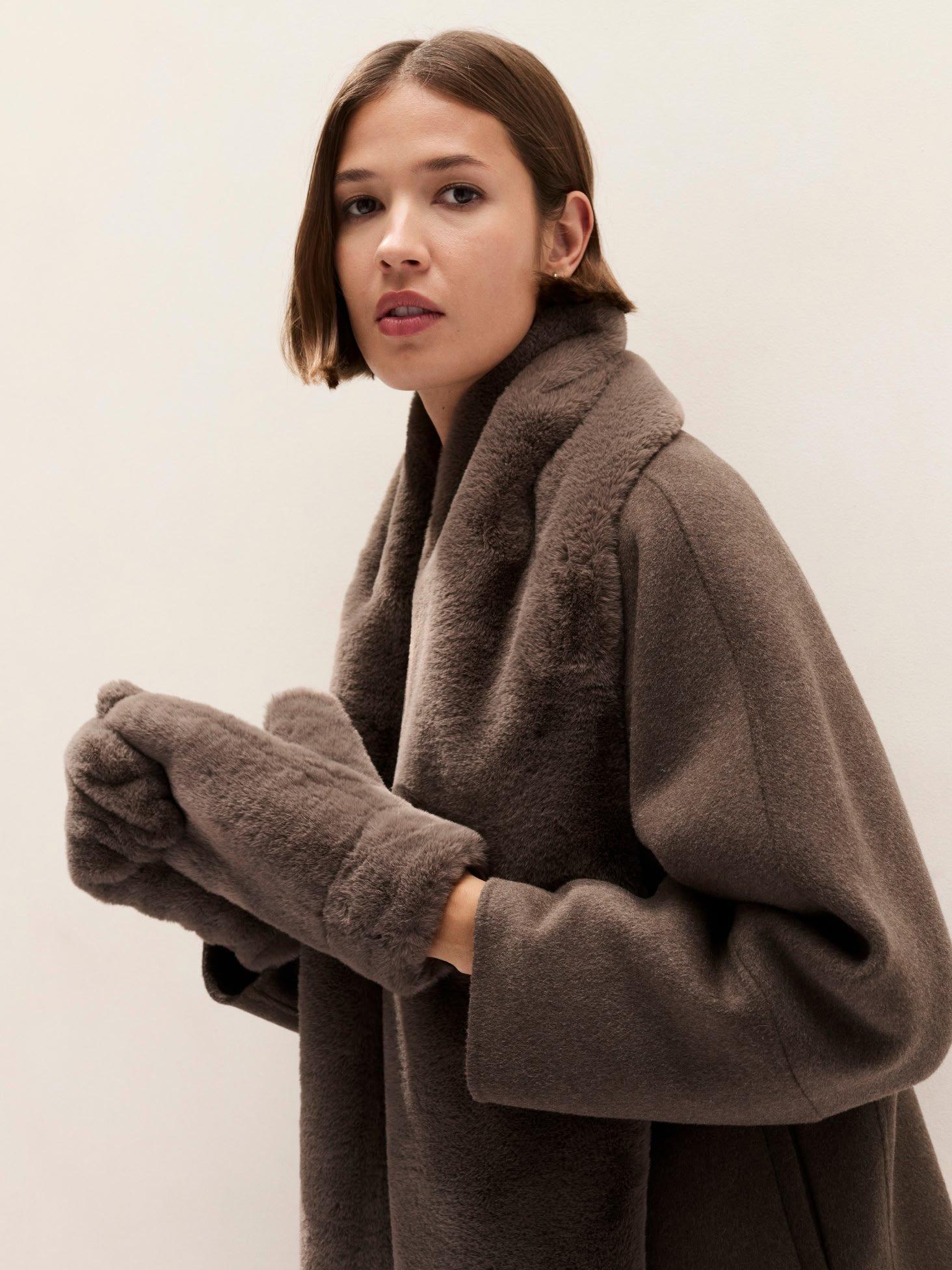 faux fur mittens